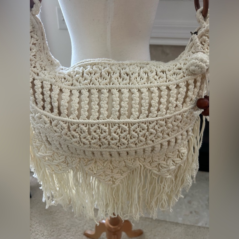 The Sak Bohemian Macrome Cream Fringe Shoulder Bag - Picture 4 of 15